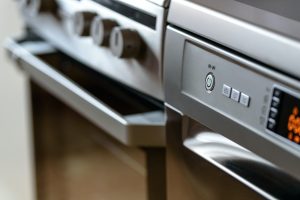 Choosing the right energy-efficient appliances to reduce your monthly home costs in 2022