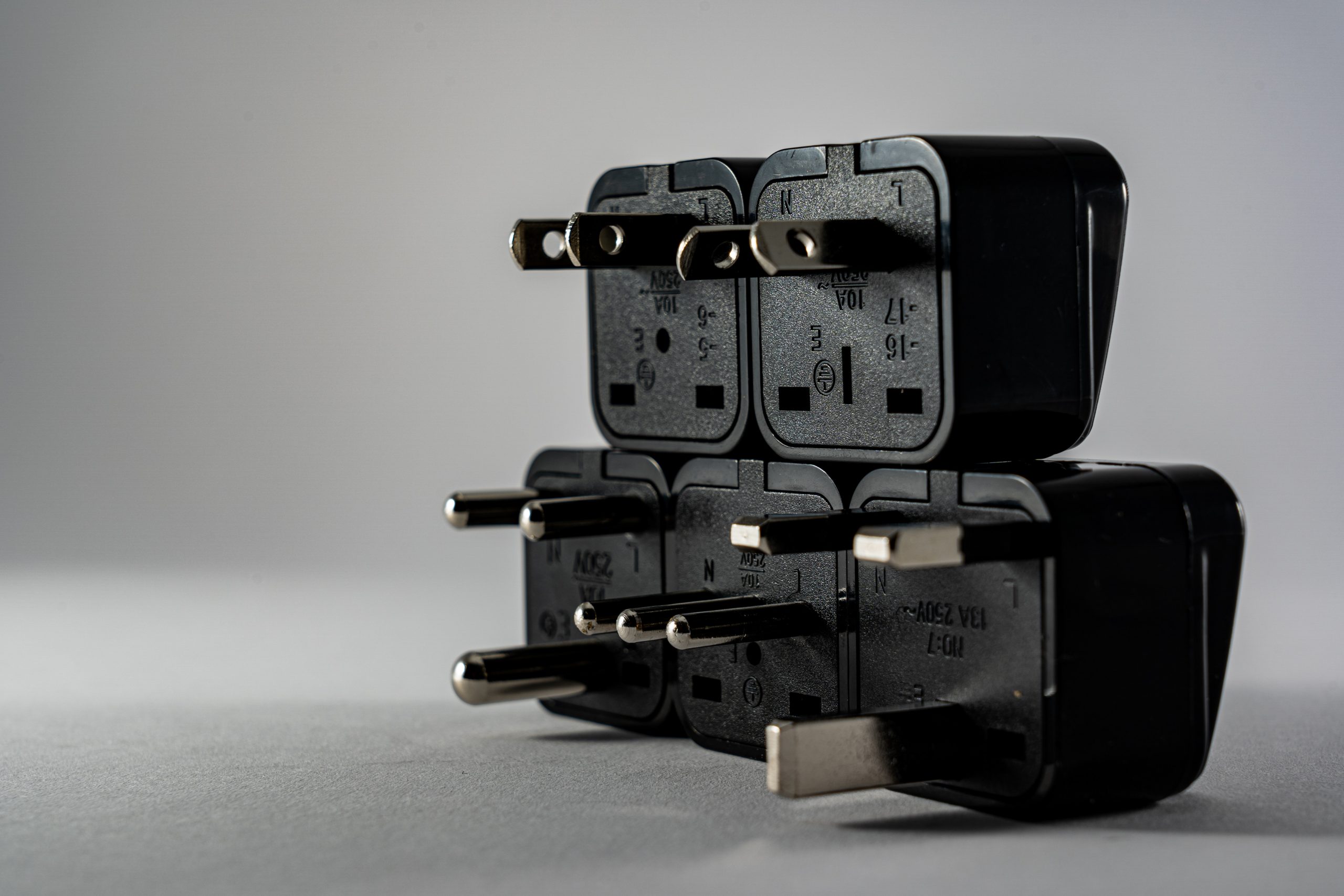 Read more about the article Electrical safety: Unplugging your appliances